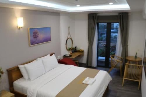 Apartment with Balcony