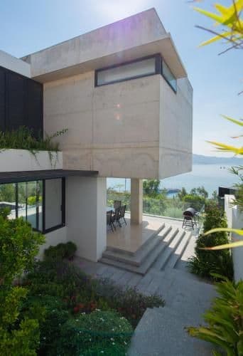 Four-Bedroom Villa Beach Front with Private Pool