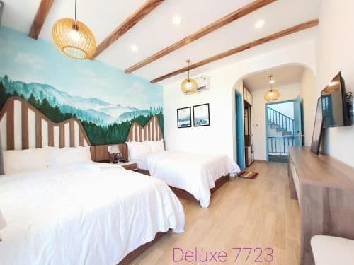 Deluxe Twin Room with Sea View