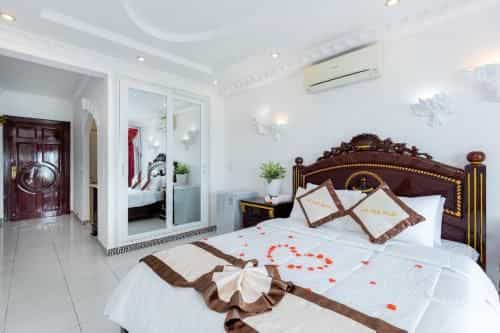 Beachfront Palm Villa 25 Biệt Thự Trên Bãi Biển Beachfront Palm Villa 25 Biệt Thự Trên Bãi Biển