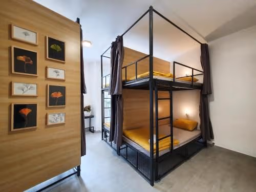 Bed in 8-Bed Mixed Dormitory Room