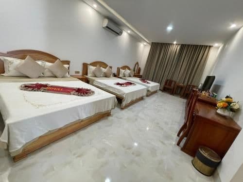 Deluxe Family Room