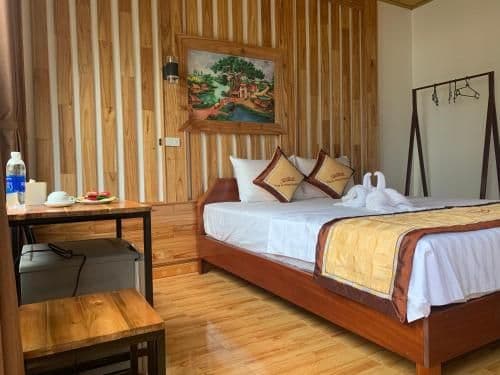 King Room with Mountain View