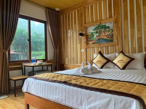 King Room with Mountain View