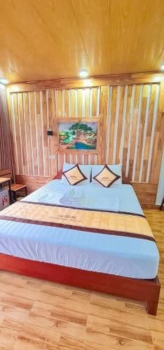 King Room with Mountain View