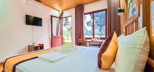 King Room with Mountain View