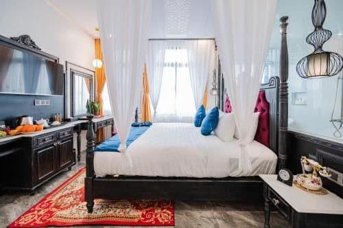 Deluxe Double Room with Bath