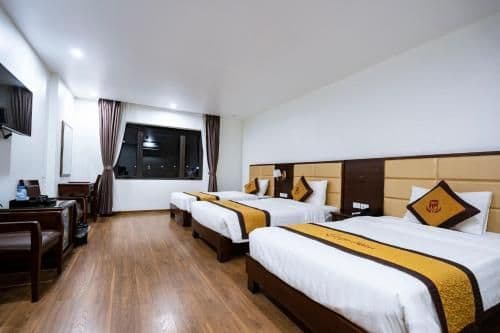 Triple Room with City View