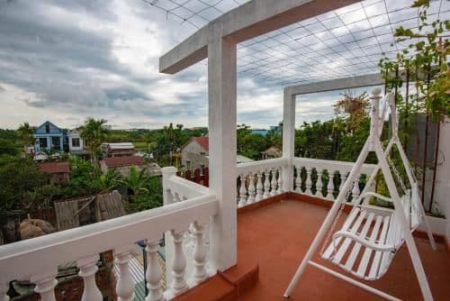 Deluxe Double Room (2 Adults + 1 Child)