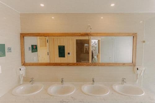 Mixed Dormitory Room