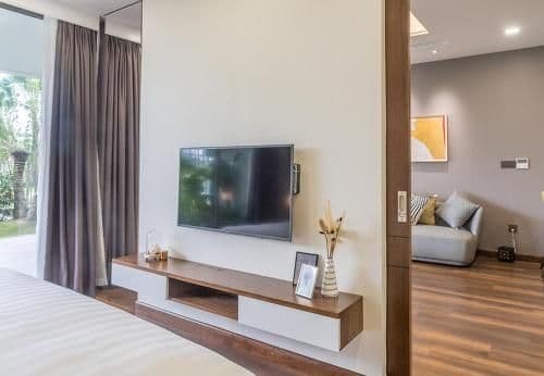 Deluxe Double Room (2 Adults + 1 Child)