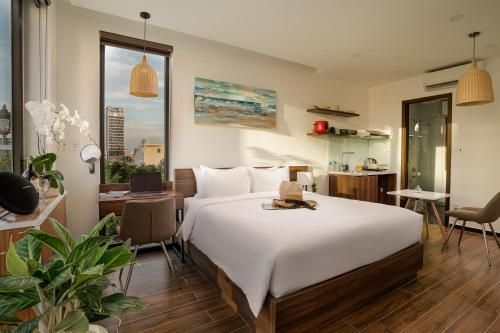 Dragon View Riverfront Hotel0