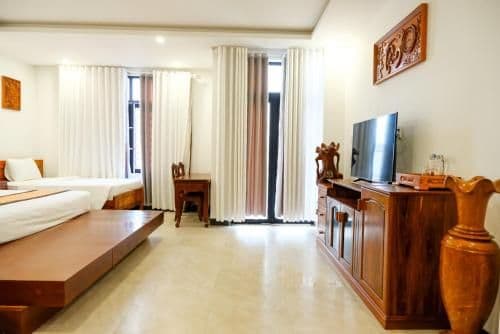 Deluxe Family Room