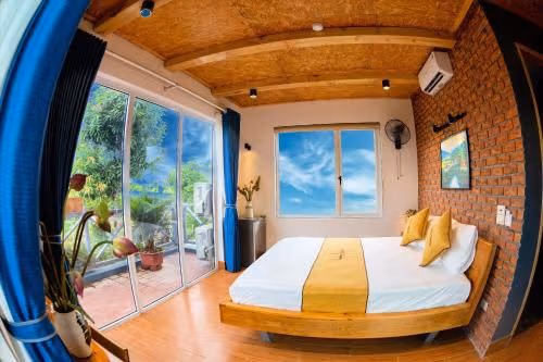 Double Room with Mountain View