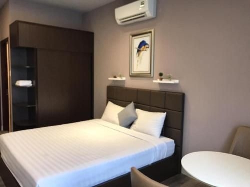 Eva Adam Hotel1