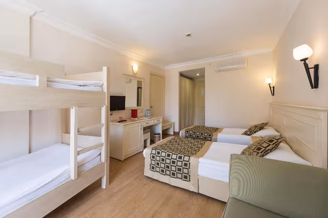 DOUBLE BUNK BED