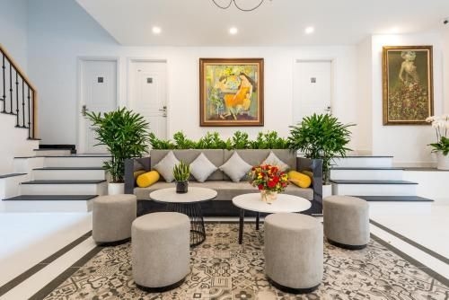 Cozrum Homes The Gallery Residence0