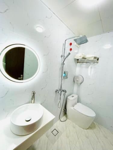 Deluxe Room (2 Adults + 1 Child)