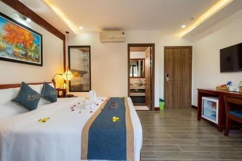 Double Room with Pool View