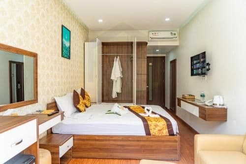 Deluxe Double Room with Balcony