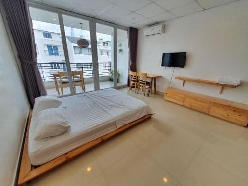 Studio with Balcony