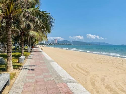Studio Apartment with Sea View