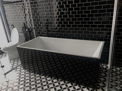 Queen Room with Spa Bath