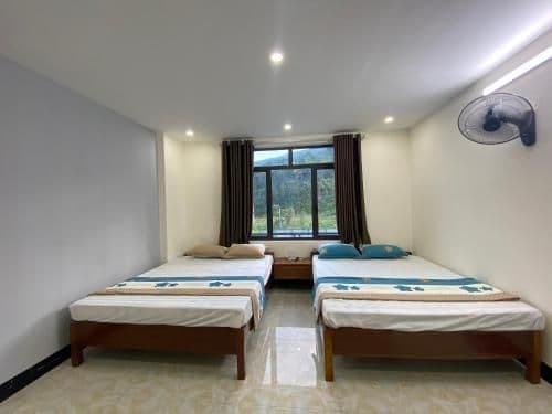 Quadruple Room with Mountain View