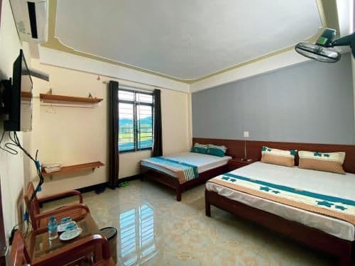 Quadruple Room with Mountain View
