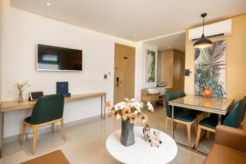 Suite with City View