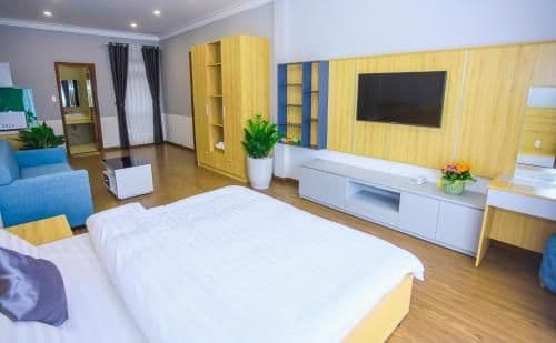 Standard King Room
