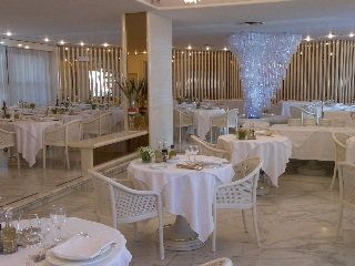 Moderno Hotel3