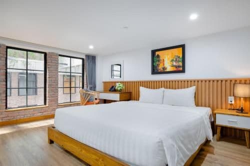 Apartment with Garden View