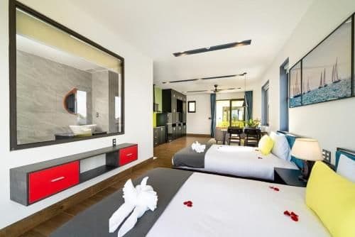 Apartment with Balcony