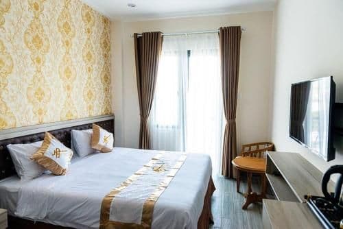 Standard King Room