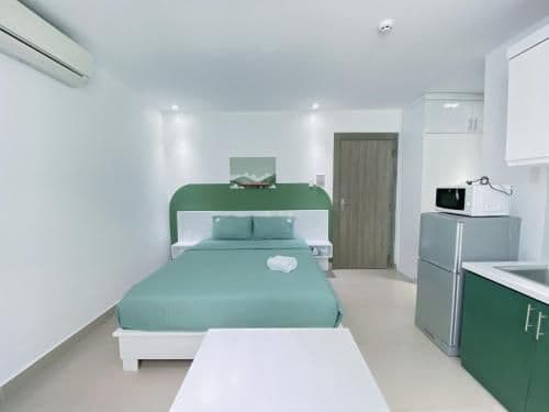 Deluxe Queen Room