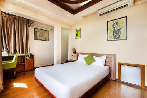 Double Room with Lake View