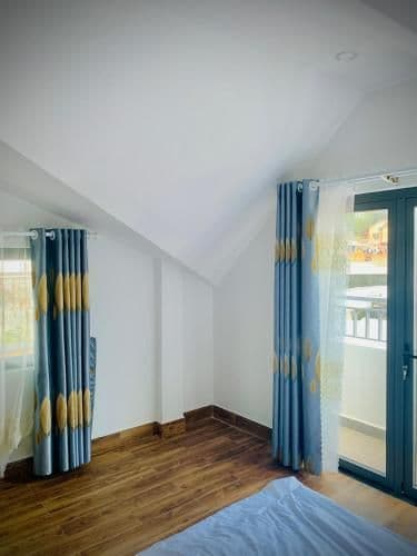 Queen Room with Balcony