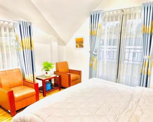 Queen Room with Balcony