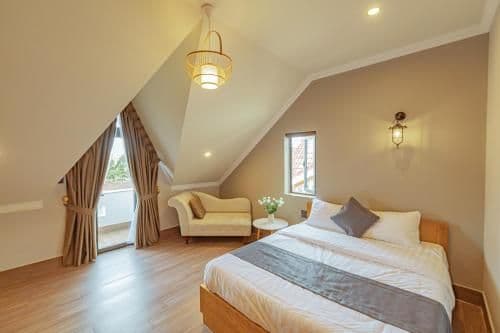 Deluxe Double Room with Balcony