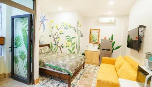 Apartment with Balcony
