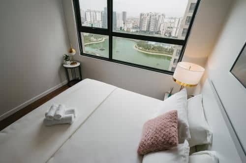 VINHOMES DCAPITALE Romantic LAKEVIEW 2Brs VINHOMES DCAPITALE Romantic LAKEVIEW 2Brs
