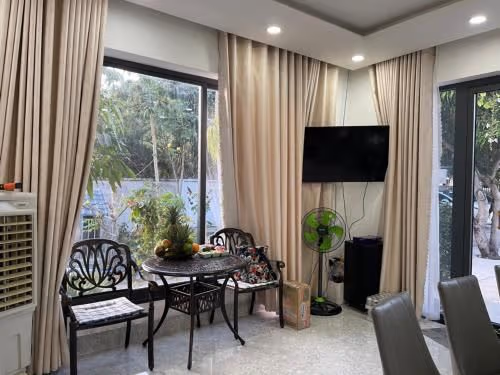 Villa with Garden View