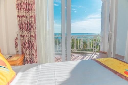 Deluxe Double or Twin Room with Sea View
