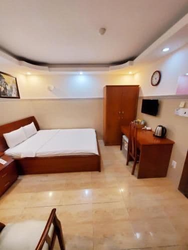 Standard King Room