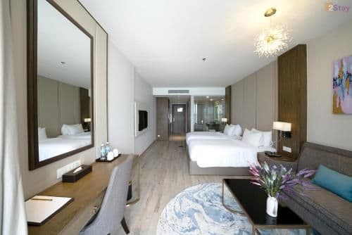 Twin Room with City View
