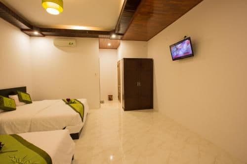 Triple Room with Balcony