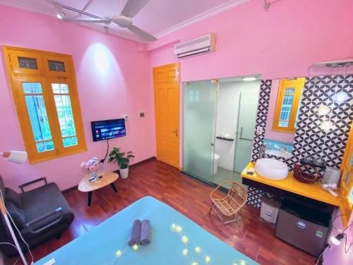 MayHouse - PINK 04 (May - Blue 02)0