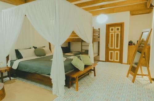 Deluxe Family Suite