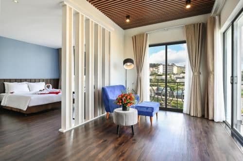 Stillus Suite Balcony City View